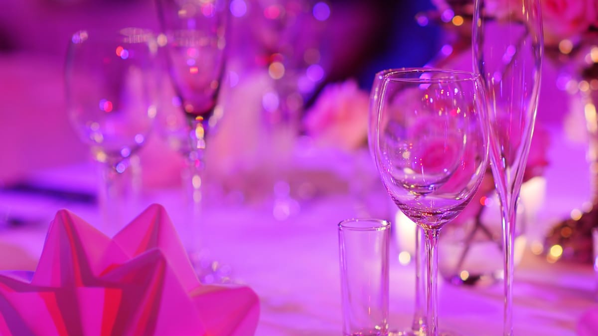 Creating the Perfect Ambiance for a Dinner Party